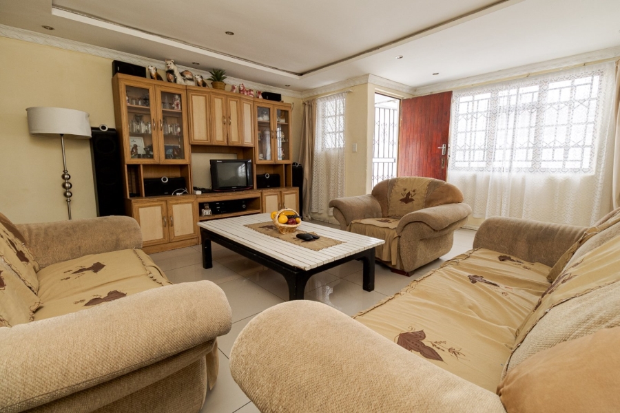 3 Bedroom Property for Sale in Delft South Western Cape